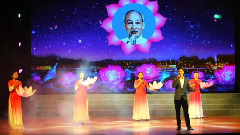 Nghệ An: Khai mạc Liên hoan Tiếng hát Làng Sen 2023 (14/5/2023)