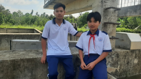 Nghĩa cử đẹp của 2 học sinh ở Tiền Giang dũng cảm cứu bạn bị đuối nước (31/5/2023)
