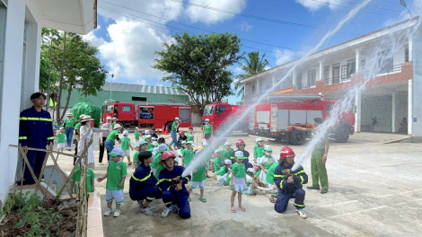 Những hoạt động bổ ích dành cho trẻ trong các công ty, khu công nghiệp ở Quảng Ninh mỗi khi hè về (2/6/2023)