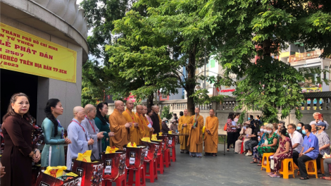 Lan tỏa yêu thương mùa Phật đản (2/6/2023)