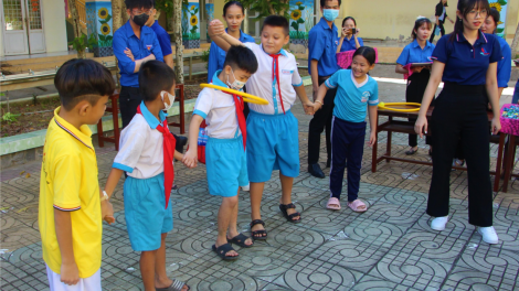 Cần Thơ: Khởi động “Chuyến xe ước mơ” dịp Hè đến với trẻ em khó khăn (23/6/2023)