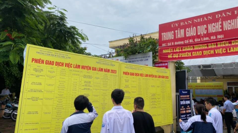Hà Nội: Hơn 1.700 chỉ tiêu việc làm, học nghề dành cho người lao động (24/6/2023)