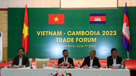 Doanh nghiệp Việt Nam – Campuchia tăng cường hợp tác cùng phát triển (08/6/2023)