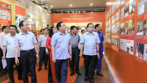 Giải Diên Hồng- tôn vinh những tác giả có tác phẩm báo chí xuất sắc về đề tài dân cử (9/6/2023)