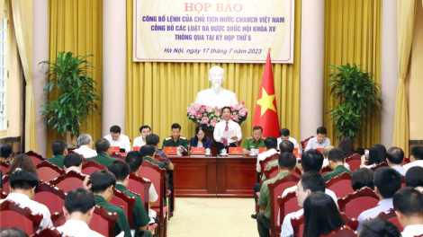Công bố Lệnh của Chủ tịch nước về 8 luật vừa được Quốc hội thông qua (17/7/2023)