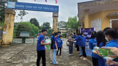 Bắc Kạn: Tổ chức kỳ thi vào lớp 10 muộn hơn để thí sinh có thêm thời gian ôn tập (2/7/2023)
