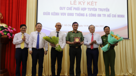 Kênh VOV Giao thông và Công an TP.HCM ký kết Quy chế phối hợp tuyên truyền (14/7/2023)