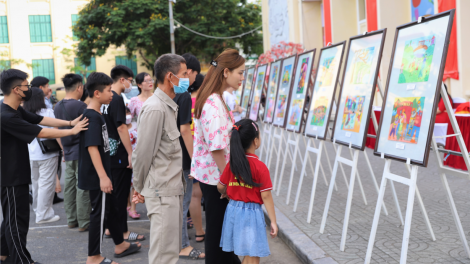 Hải Phòng: Triển lãm tranh hè 2023 – Nơi ươm mầm tình yêu hội họa cho thiếu nhi (2/7/2023)