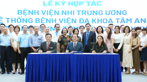 Hợp tác toàn diện về chuyên môn, nâng cao chất lượng khám chữa bệnh cho trẻ em
