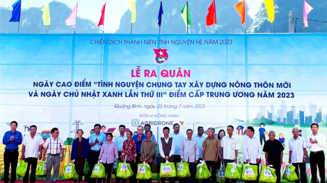 Ra quân Ngày cao điểm “Tình nguyện chung tay xây dựng nông thôn mới và Ngày Chủ nhật xanh” (23/7/2023)