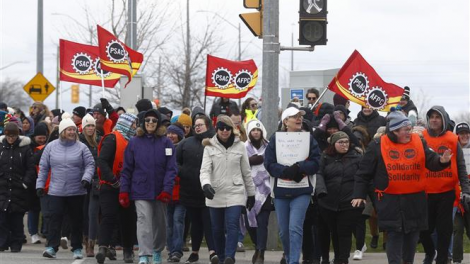 Canada: Nối lại các cuộc đàm phán với liên đoàn công nhân bến tàu, tránh đình công kéo dài (03/7/2023)