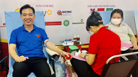 “Sắc đỏ Tây Đô” – kết nối dòng máu Việt (06/7/2023)