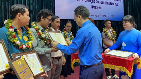 Chi hàng chục tỷ đồng chăm lo cho công nhân trong Tháng hành động về an toàn vệ sinh lao động (7/7/2023)