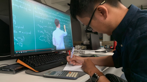 Nở rộ các khóa học trực tuyến: Ai kiểm định chất lượng? (13/8/2023)