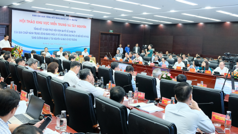 Hướng tới nền kinh tế xanh - các bon thấp (17/8/2023)