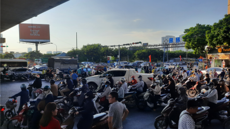 Hà Nội: Giao thông ùn tắc cục bộ tại cửa ngõ ra vào thành phố (31/8/2023)