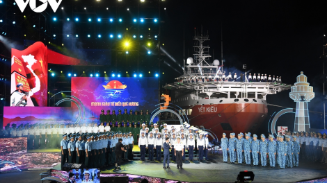 THỜI SỰ 21H30 ĐÊM 12/8/2023: Chương trình nghệ thuật chính luận “Mạnh giàu từ biển quê hương” tại thành phố Nha Trang, tỉnh Khánh Hòa diễn ra thành công, để lại nhiều dấu ấn đẹp trong lòng khán thính giả