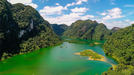 Lạng Sơn xây dựng tour Tuyến tham quan Công viên địa chất gắn với VH truyền thống, giá trị cổ sinh học (04/8/2023)