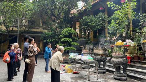 Mùa Vu Lan: Hãy làm trọn đạo hiếu khi cha mẹ còn sống (30/8/2023)