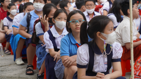 Tuyển sinh trực tuyến đầu cấp:  địa phương thiếu đồng bộ, phụ huynh chủ quan (4/8/2023)