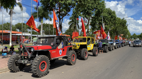 Đắk Lắk: 80 đội tranh tài tại giải đua xe “Thử thách vượt đại ngàn - Buôn Đôn 2023 (13/8/2023)