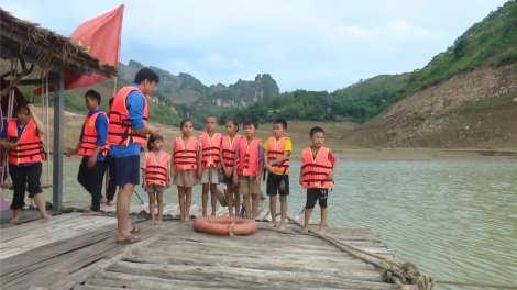 Phòng chống đuối nước cho trẻ em vùng cao trong ngày hè (4/8/2023)