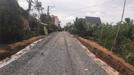 Tiền Giang, Bến Tre: Cát khan hiếm, giá cao, các nhà thầu “ngồi trên đống lửa” (18/9/2023)