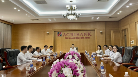 Agribank Bắc Ninh: Đẩy mạnh chuyển đổi số mang lại tiện ích cho người dân, doanh nghiệp. (28/09/2023)