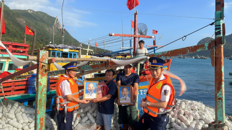 Luật Cảnh sát biển đi vào cuộc sống, tạo sự chuyển biến trong chấp hành pháp luật trên biển của ngư dân (18/08/2023)