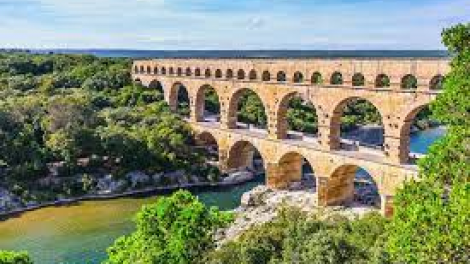 Pont du Gard - Cây cầu dẫn nước 3 tầng độc đáo của người La Mã cổ đại ở Italia (16/9/2023)