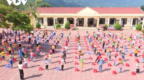 Thiếu 1.000 giáo viên, Lai Châu nỗ lực khắc phục (14/9/2023)