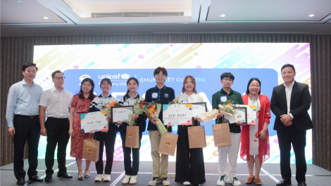 “We share – Hiểu biết về sức khỏe tâm thần của thanh thiếu niên”