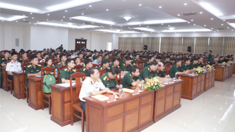 Nâng cao kỹ năng cho những người làm báo nói, báo hình trong toàn quân (18/9/2023)