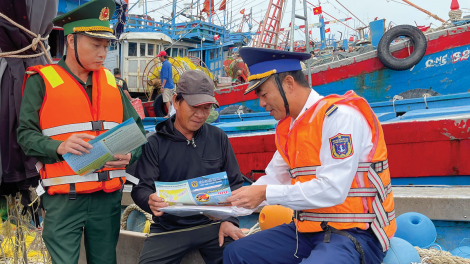Tăng cường kiểm soát tàu cá chống khai thác IUU (25/09/2023)