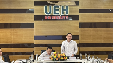 TP.HCM ra mắt ấn phẩm Báo cáo Kinh tế vĩ mô dự báo tăng trưởng năm 2024 từ 7,1 đến 8% (04/1/2024)