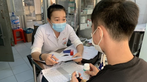 Cảnh báo tình trạng lây nhiễm HIV ngày càng trẻ hoá (10/12/2023)
