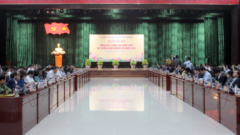 Chỉ đích danh tập thể, cá nhân làm việc cầm chừng, né trách nhiệm, gắn với đánh giá mức độ hoàn thành nhiệm vụ (8/1/2024)