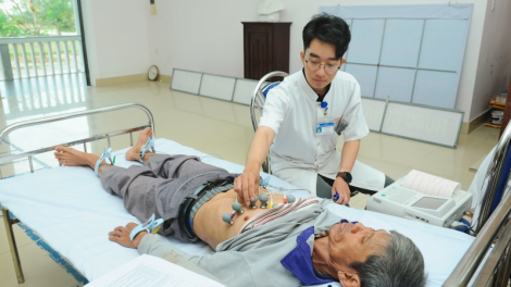 Khám, tầm soát ung thư phổi miễn phí cho hơn 600 người dân tại Thừa Thiên Huế (19/1/2024)