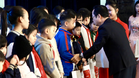 Hà Nội: Chương trình Tết sum vầy - Gặp thân nhân chiến sỹ đang công tác tại biển đảo (25/1/2024)
