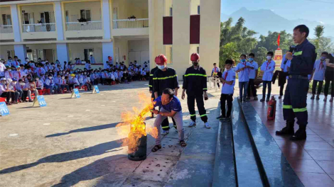 THỜI SỰ 6H SÁNG 4/10/2024: Hôm nay là Ngày toàn dân phòng cháy chữa cháy. Hoạt động được tổ chức hàng năm, nhằm nâng cao ý thức, huy động đông đảo người dân tham gia vào các hoạt động thiết thực về phòng cháy chữa cháy.