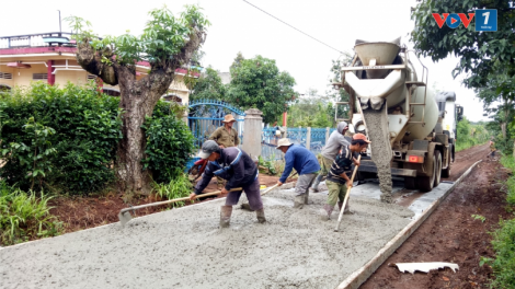 Đắk Lắk phấn đấu có 100 xã, 4 huyện đạt chuẩn nông thôn mới (24/10/2024)