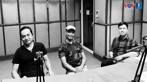 Ban nhạc Bức Tường lần đầu đưa rock theo phong cách unplugged vào nhà hát (12/10/2024)