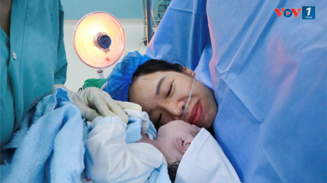 Mầm hạnh phúc của các cặp vợ chồng hiếm muộn tại Tây Nguyên (17/10/2024)