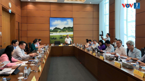 Quốc hội thảo luận tổ dự thảo Luật sửa đổi, bổ sung một số điều của Luật bảo hiểm y tế và Luật dữ liệu (24/10/2024)