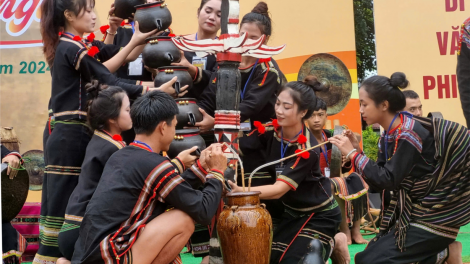 Tăng cường kết nối biển - rừng, Đắk Lắk phát huy thế mạnh du lịch sinh thái, văn hóa ( 06/10/2024)