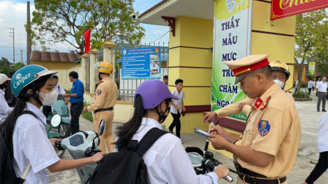 Bảo đảm an toàn giao thông trong lứa tuổi học sinh (11/10/2024)