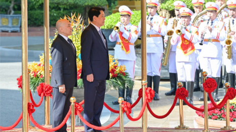 Chủ tịch nước Lương Cường chủ trì lễ đón Quốc vương Norodom Sihamoni (28/11/2024)