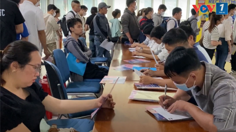 Doanh nghiệp Bình Dương lao đao vì thiếu lao động (27/11/2024)