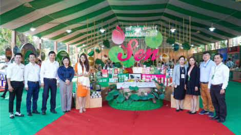 Chuyển đổi xanh, chuyển đổi số là xu thế tất yếu để ĐBSCL phát triển bền vững (18/11/2024)