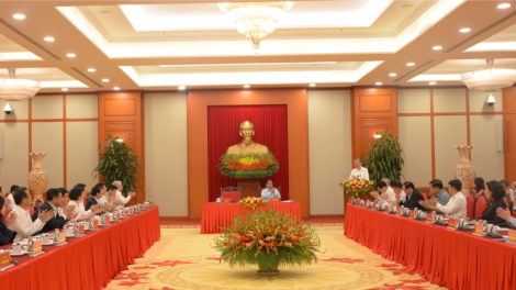THỜI SỰ 12H TRƯA 13/11/2024: Tổng Bí thư Tô Lâm chủ trì buổi làm việc với Tiểu ban Kinh tế xã hội trình Đại hội 14 của Đảng.